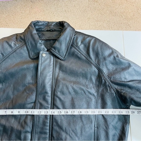 Guide Gear Genuine Leather Bomber Jacket Men Size Small Black Pockets - Picture 9 of 10